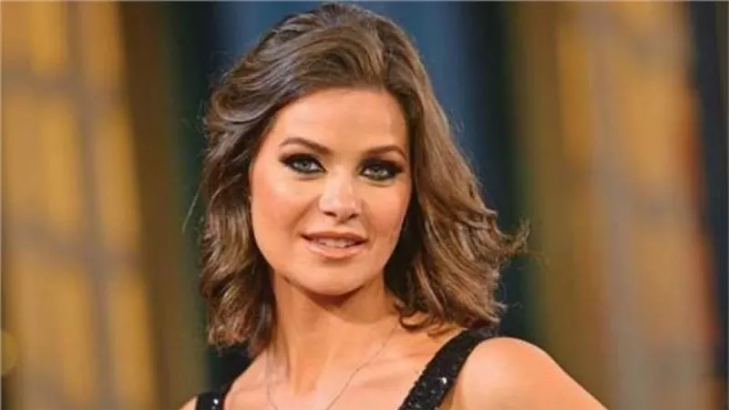 يسرا اللوزي : أصعب لحظة فى حياتى دخولى غرفة العمليات بالكمامه