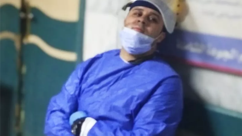 إصابة الطبيب محمد جمال صاحب صور 