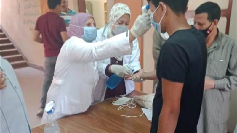 بالصور متابعة مكثفة لإجراءات الوقاية والتأمين الطبي في إمتحانات الثانوية بالشرقية