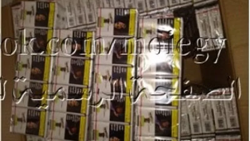ضبط صاحب محل بدون ترخيص لقيامه بحجب 1000 علبة سجائر عن البيع بقصد رفع أسعارها