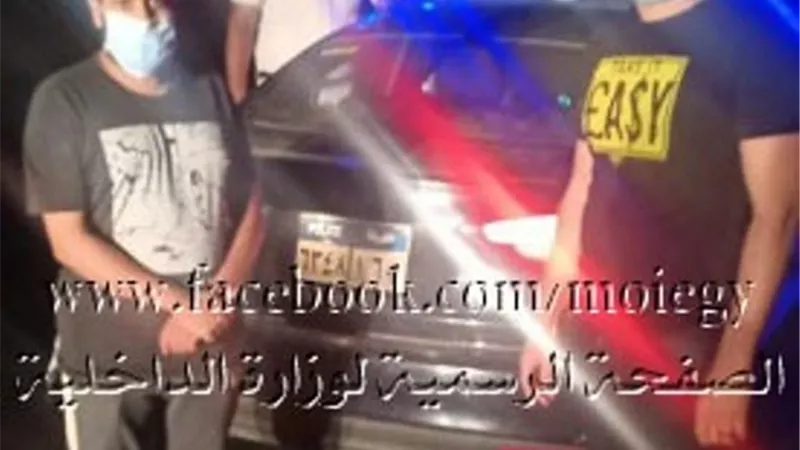 أمن القاهرة يساعد شخصا تعطلت سيارته أعلى الطريق الأوسطى