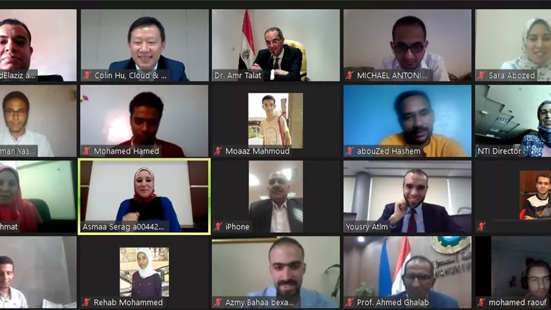 إطلاق أول برنامج للتدريب على تقنيات الذكاء الاصطناعي بجامعة أسوان