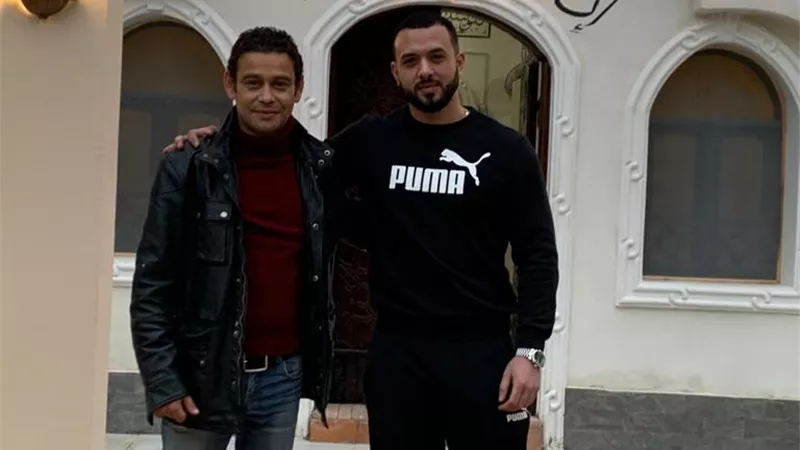رامى بركات: أعود لمصر قريباً.. وموت أخي هيثم كسرني