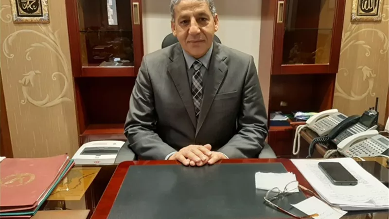 بمعاونة حماه وزوج شقيقته .الابن العاق يقتل والده ويدفن جثمانه فى زراعات الشرقية