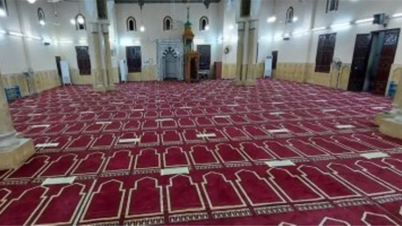 إستعدادا لعودة الصلاة . أوقاف الأقصر تكثف حملات رش وتعقيم المساجد