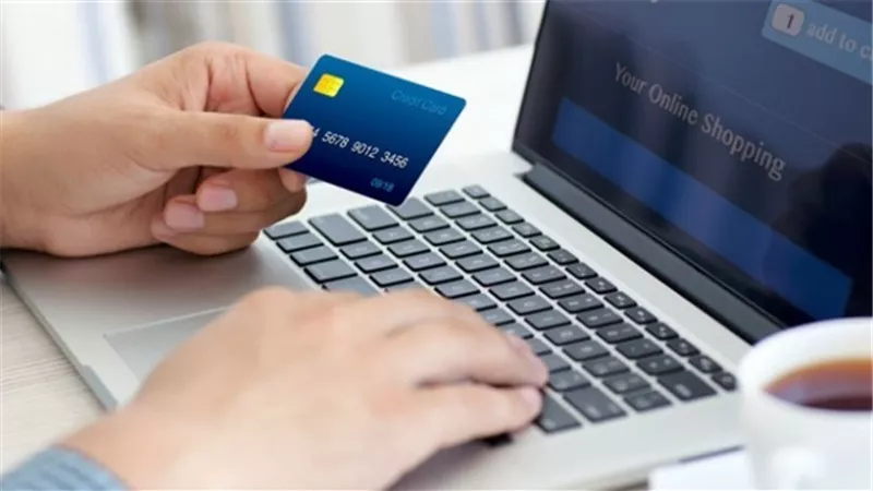 خبير: التسوق الإلكتروني زاد بنسبة 35% خلال أزمة كورونا.. فيديو