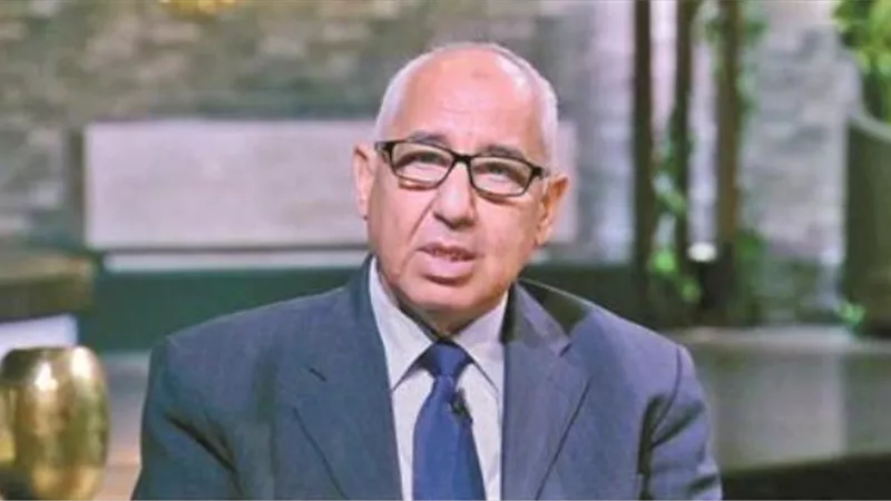 شعبة الأدوية تكشف تفاصيل تصنيع دواء ريمديسيفير لعلاج كوفيد 19 في مصر.. فيديو
