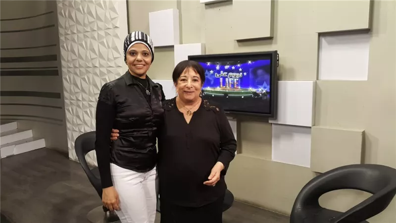 الفنانة القديرة سميرة عبد العزيز ضيف نجوم علي لايف
