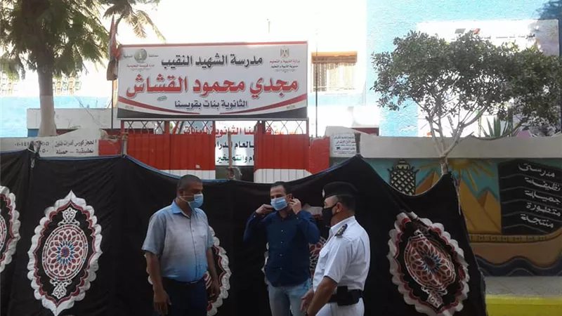 شكوى من أخطاء أسئلة الديناميكا .. وسرادقات وحواجز أمام لجان الثانوية العامة