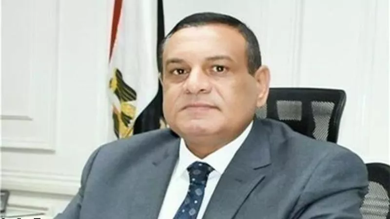 منشور من محافظ البحيرة بتخفيض العاملين بالمصالح الحكومية لنصف القوة