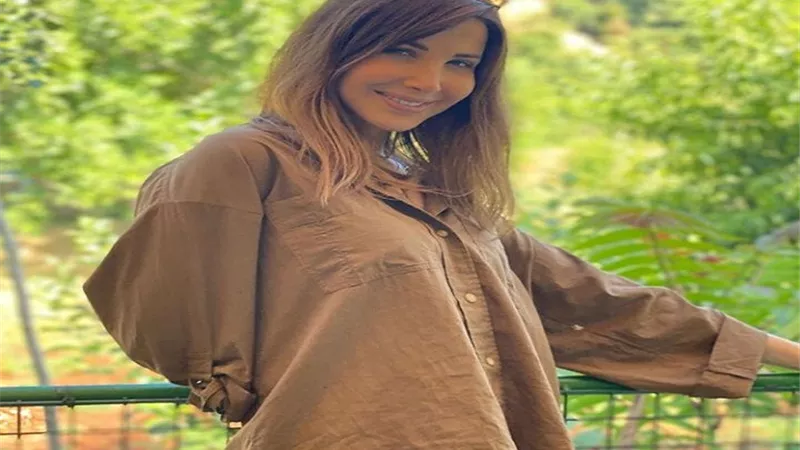 نانسى عجرم تتألق عبر انستجرام بإطلالة مبهجة