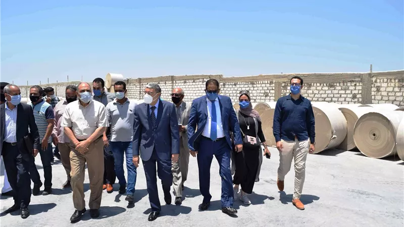مصنع لانتاج الورق باستثمارات 230 مليون جنيه