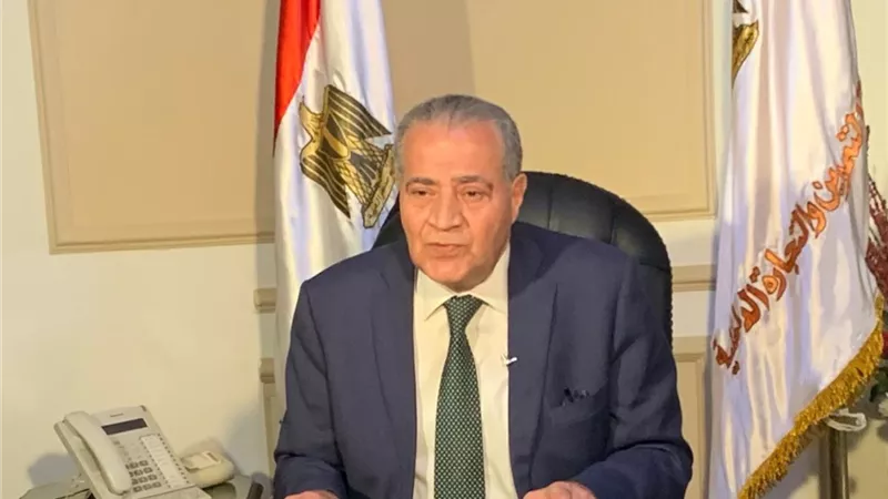 التموين تبدأ توزيع الكمامات علي المواطنين .. غداً