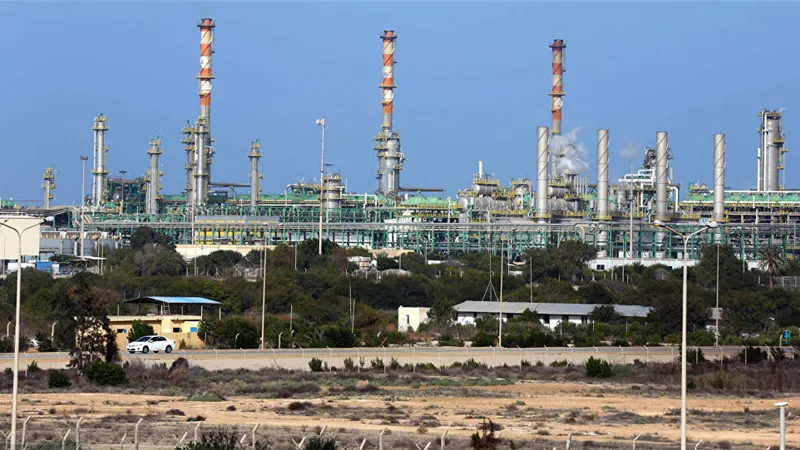 القبائل الليبية تحصل على ضمانات من الجيش لفتح الحقول النفطية