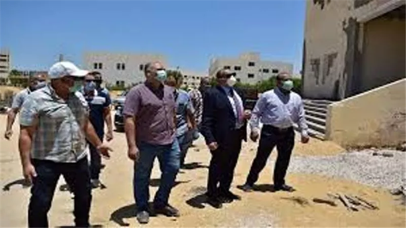 رئيس جامعة بنى سويف يتفقد التشطيبات النهائية لمبنى المدرجات والمطبعة