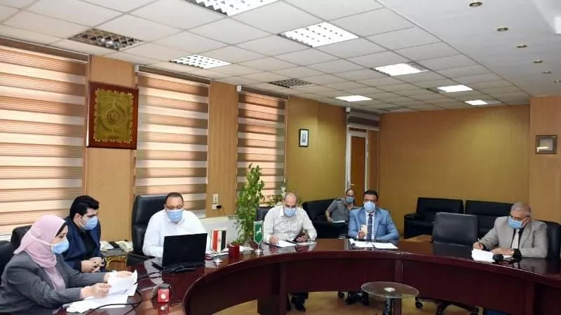 غراب لرؤساء المراكز والمدن :حظر تقديم الشيشة بالمقاهي والكافيهات