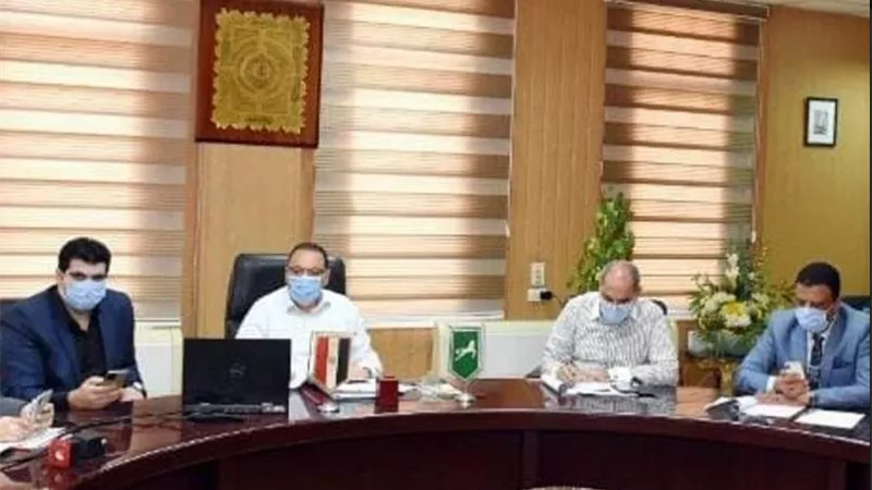 غراب يطلب سرعة توصيل كابلات الفايبر لدواوين المراكز والمدن لتنفيذ مشروع التحول الرقمي