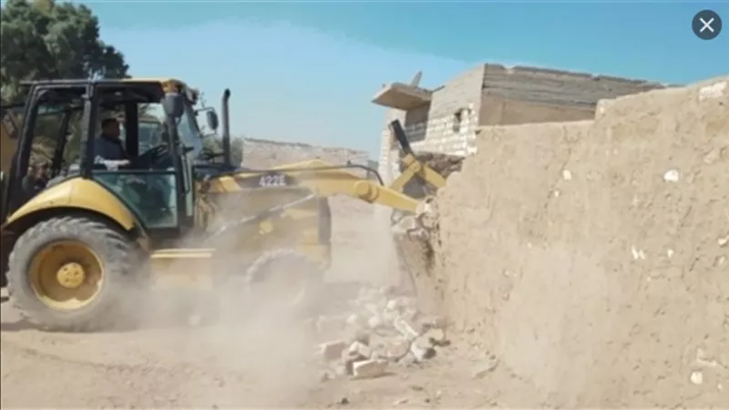 ازالة تعديات علي ارض الدولة ببنى سويف.