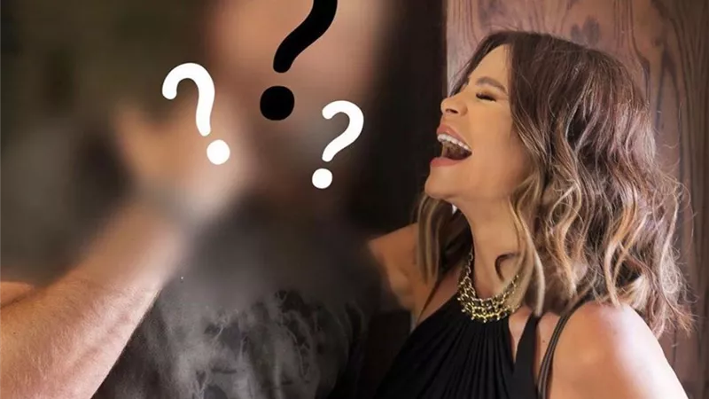 كارول سماحة تشوق الجمهور بصورة مع حبيبها في 