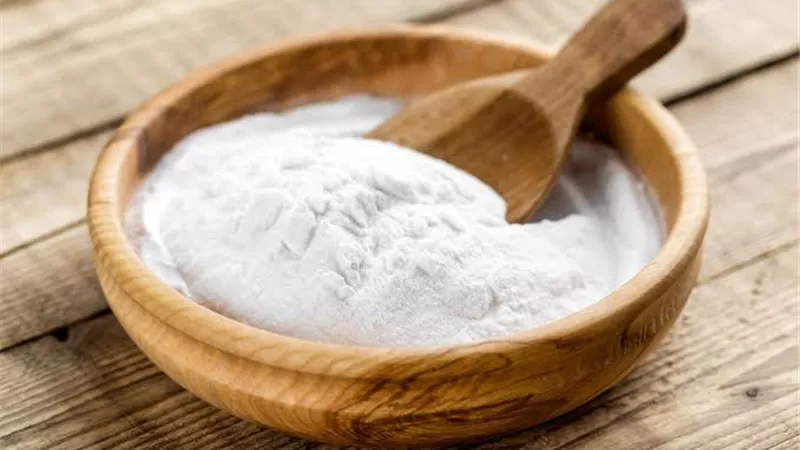 لسبب سيدهشك.. ضعي صودا الخبز على رف الثلاجة