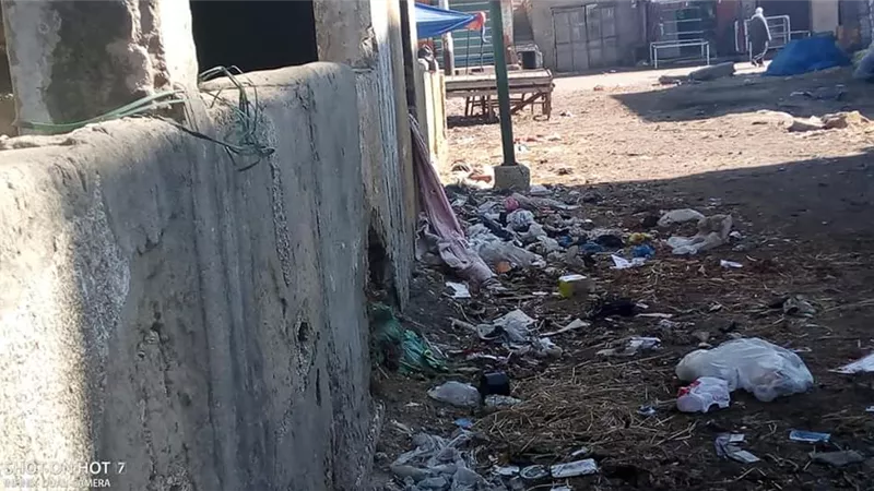 غرب تيرة بلا مستشفى والمبني تحول لمقلب زبالة