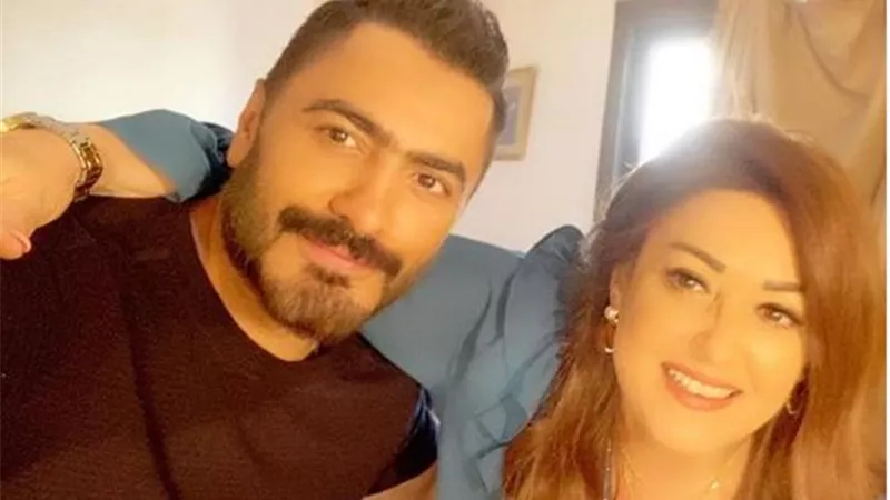نهال عنبر برفقة تامر حسنى.. 