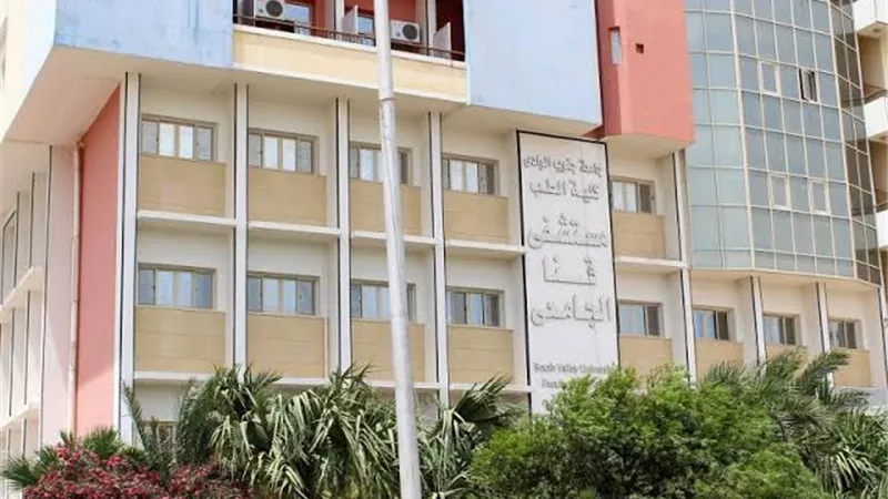 بالأسماء.. إصابة 6 طالبات بنقادة فى حادث سيارة أثناء ذهابهن لامتحانات الثانوية العامة