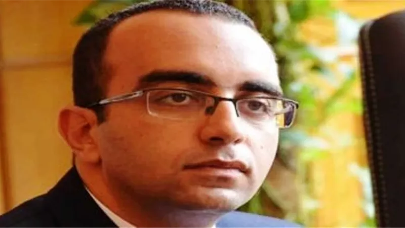 نائب محافظ الاسماعيلية: حنفيات حريق بسوق الجمعة وبالوعات لتصريف الامطار