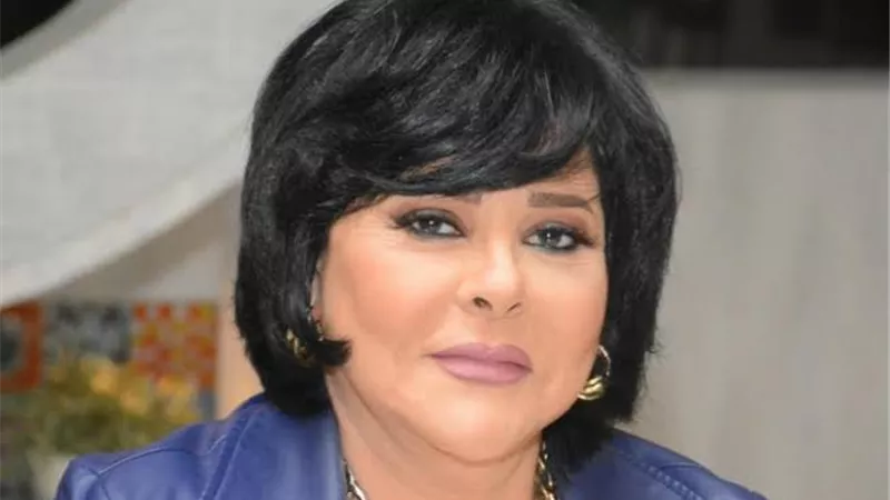 بعد الهجوم عليها واتهامها بالتنمر.. إسعاد يونس تحذف قصة فتاة الريف