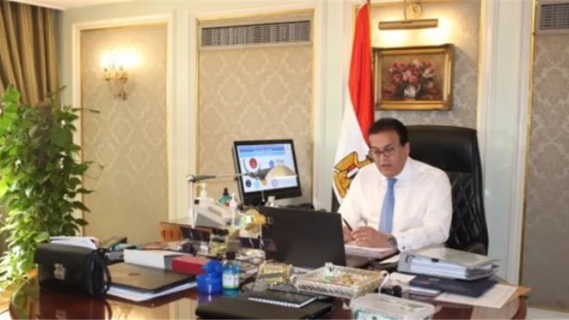 وزير التعليم العالي: نطور 4 لقاحات و3 أدوية لعلاج فيروس كورونا