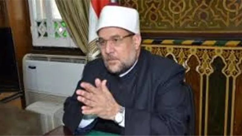 قرار هام من الاوقاف ضد أئمة مسجد الحسين