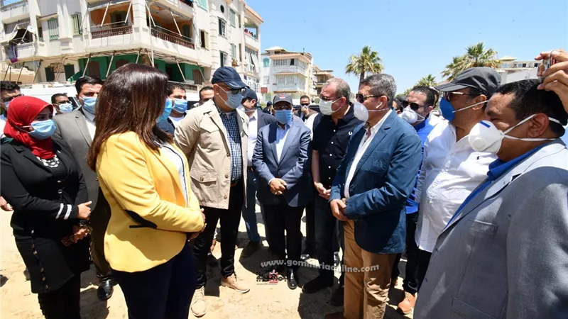 وزيرا الإسكان والتنمية المحلية ومحافظ دمياط يتفقدون إنشاء سوق حضارية برأس البر.. صور