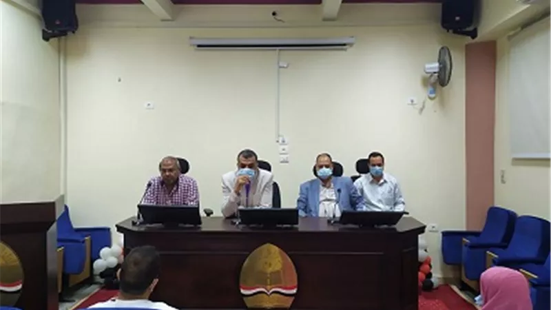 مدير التربية والتعليم بسوهاج يجتمع بالمتقدمين للتسوية بالمؤهل الأعلى منذ عام 2016