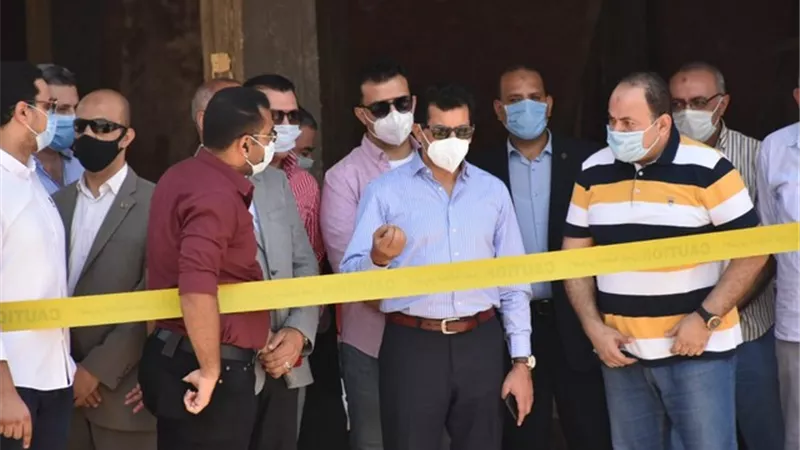 وزير الرياضة يتابع الاجراءات الاحترازية بمركز شباب التجمع الأول ويفتتح أعمال تطويره
