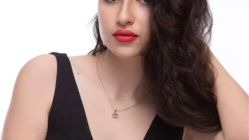 بعد تعرضها للتحرش.. معلومات عن الفنانة للا فضة