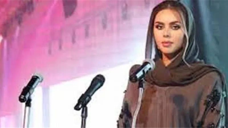 إعلامية سعودية تجهش بالبكاء متأثرة بإصابة أحد اللاعبين بمرض نادر