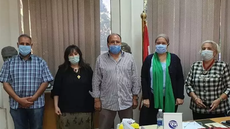 وفد الجمعية العربية للحضارة والفنون الإسلامية يبحث سبل التعاون مع نقيب الفنانين التشكيليين