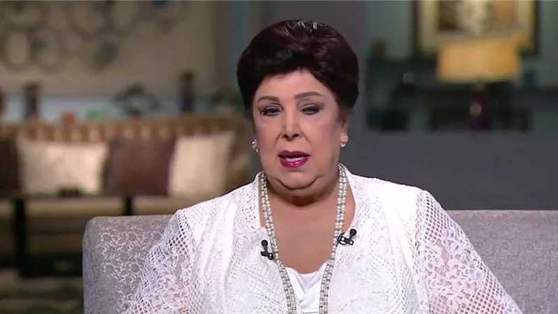 انتهاء تغسيل جثمان الفنانة رجاء الجداوي بمستشفى العزل بالإسماعيلية وفقأ للشريعة الإسلامية