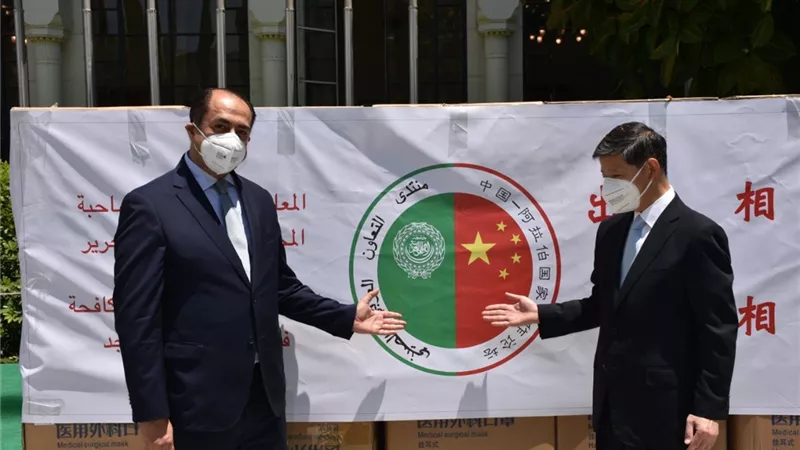 الجامعة العربية تتسلم شحنة مستلزمات طبية من الصين