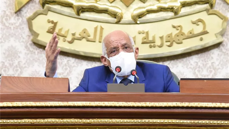 عبد العال: كل الدول تأثرت اقتصاديا من كورونا ولجأت لتخفيض المرتبات ونحن لم نلجأ لهذه الآلية