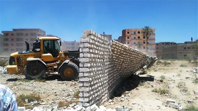 إزالة 91 حالة تعدى على ألاراضى أملاك الدولة والزراعية بقنا