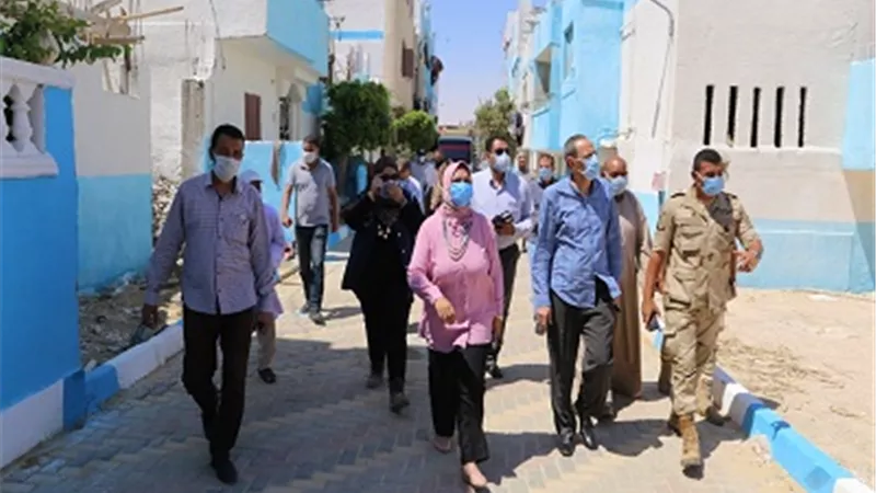 السكرتير العام للمحافظة يتابع اعمال تطوير منطقة النواة بالسويس