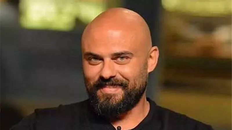 تعليق نارى من احمد صلاح حسنى عن السيدات .. فيديو