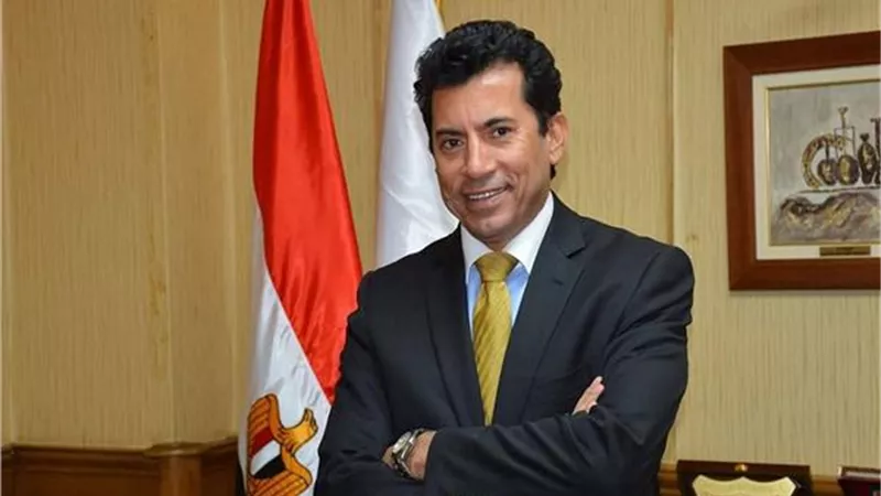 وزير الرياضة يناقش خطة اتحاد الدراجات النارية لتنظيم بطولات دولية وعالمية