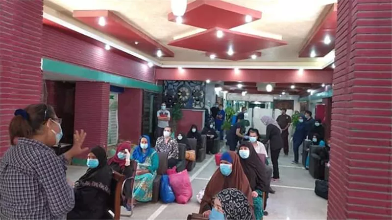 تعافى وخروج ٢٣ حالة كورونا من مستشفى قنا العام