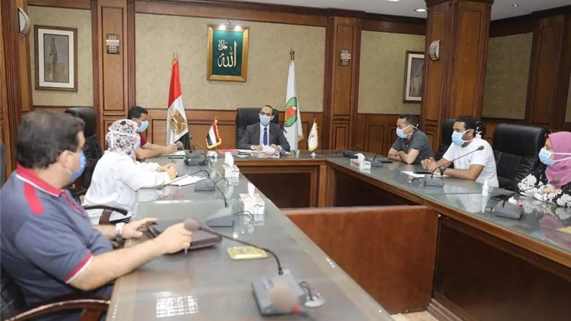 نائب محافظ سوهاج يكلف الوحدات المحلية بسرعة الانتهاء من الحصر الكامل للرخص