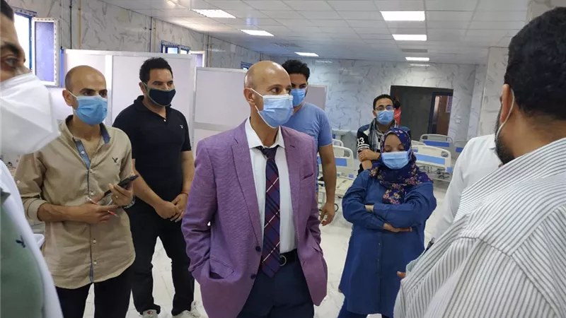وكيل وزارة صحة الشرقية يطلب سرعة تركيب جهاز الأشعة المقطعية بالصدر ويشكر المجتمع المدني