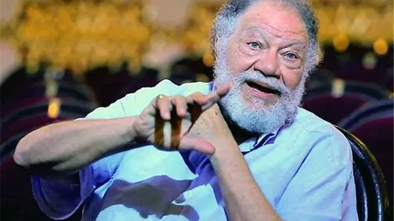 يحيى الفخراني يعلن عن وصيته لأسرته على الهواء مع عمرو اديب