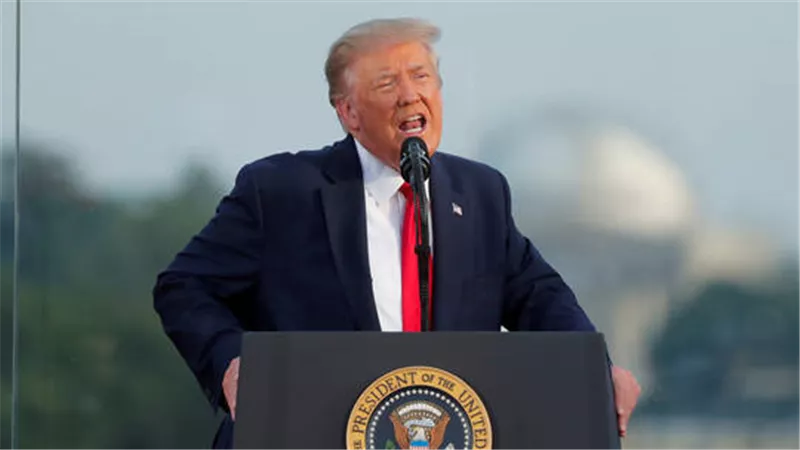 الرئيس الأمريكي: المدارس يجب أن تفتح أبوابها الخريف