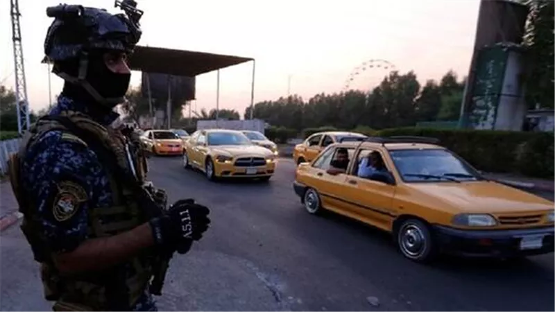 العراق.. لحظة اغتيال الخبير الأمني هشام الهاشمي - فيديو